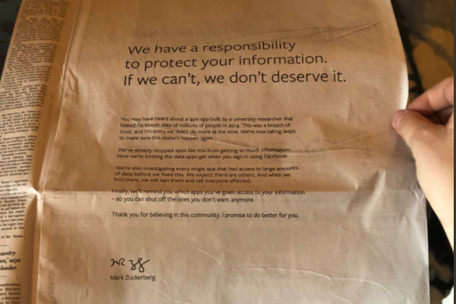 Viết status không ăn thua, Mark Zuckerberg thuê cả quảng cáo trên báo giấy để xin lỗi người dùng - Ảnh 1.