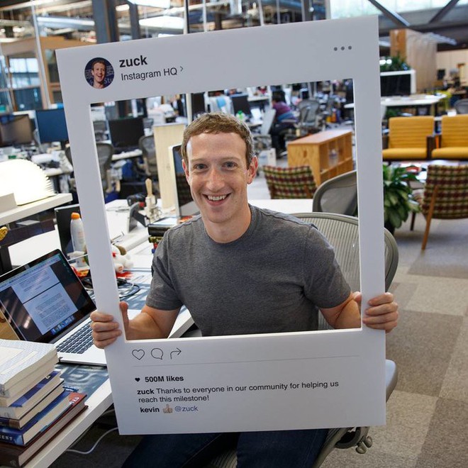 Mark Zuckerberg bịt kín cả camera và micro của laptop từ 2 năm trước vì sợ lộ dữ liệu - Ảnh 1.