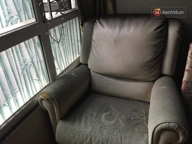 Khung cảnh ám ảnh trong chung cư Carina 3 ngày sau vụ cháy khiến 13 người thiệt mạng - Ảnh 5. Khung cảnh ám ảnh trong chung cư Carina 3 ngày sau vụ cháy khiến 13 người thiệt mạng - Ảnh 5.