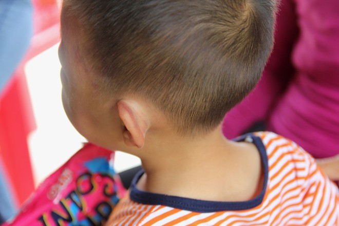 Cha dượng khai nghe n&oacute;i con ri&ecirc;ng của vợ nghịch ph&aacute; đồ h&agrave;ng x&oacute;m n&ecirc;n đ&atilde; ra tay đ&aacute;nh đập - Ảnh 2.