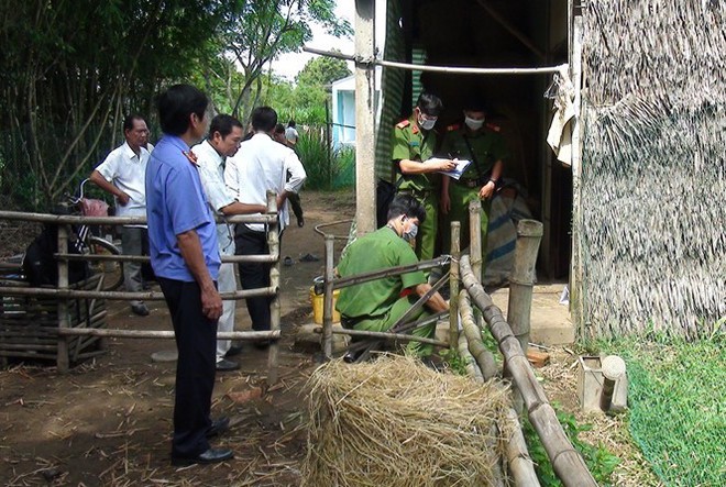 TP. HCM: Nhóm cướp xông vào nhà chém trọng thương người đàn ông, lấy 19 triệu đồng rồi tẩu thoát - Ảnh 1.