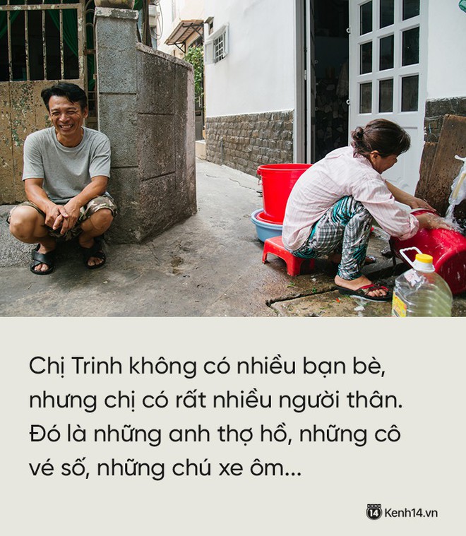 Cô bán cơm dễ thương hết sức ở Sài Gòn: 10 ngàn cũng bán, khách nhiêu tiền cũng có cơm ăn” - Ảnh 7.