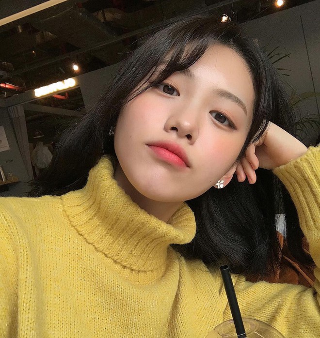 Để trang điểm m&agrave; kh&ocirc;ng lo bị mụn, c&aacute;c c&ocirc; n&agrave;ng h&atilde;y lưu &yacute; những điều n&agrave;y - Ảnh 3.
