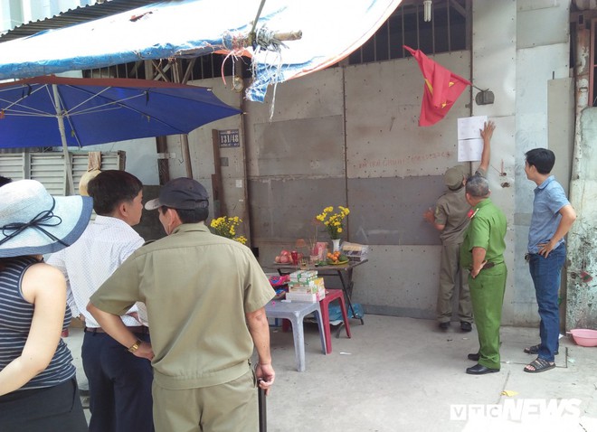Thảm sát 5 người trong một gia đình ở TP.HCM: Gia đình nghi phạm không xin lỗi - Ảnh 2.