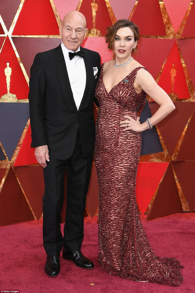 Thảm đỏ Oscar 2018 biến thành dạ hội lộng lẫy cho các công chúa Lọ Lem đẹp nhất thế giới - Ảnh 45.
