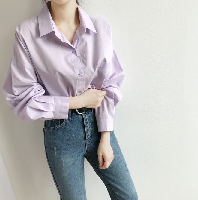 Tưởng sến mà lại xinh bất ngờ, sơ mi màu tím lavender dễ trở thành chiếc áo hot nhất mùa xuân này mà bạn nên để mắt tới - Ảnh 12.