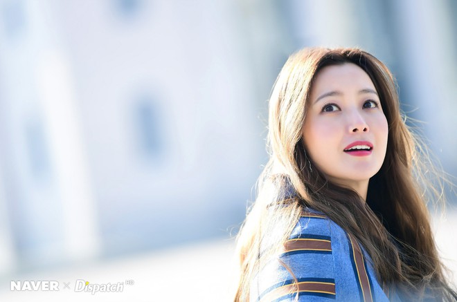 Mỹ nhân tự nhận đẹp hơn Jeon Ji Hyun, Kim Tae Hee lên chủ 1 cổng thông tin lớn nhất Hàn Quốc vì một bộ hình quá xuất sắc - Ảnh 13.