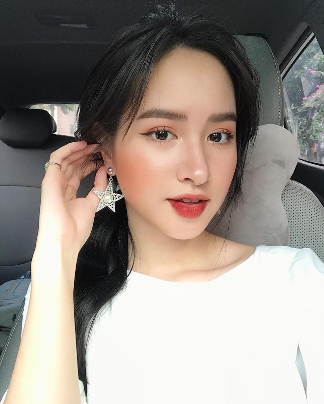 Bạn đã biết 4 cách đánh son siêu xinh đang được các hot girl Việt tích cực diện mùa xuân này chưa? - Ảnh 10.