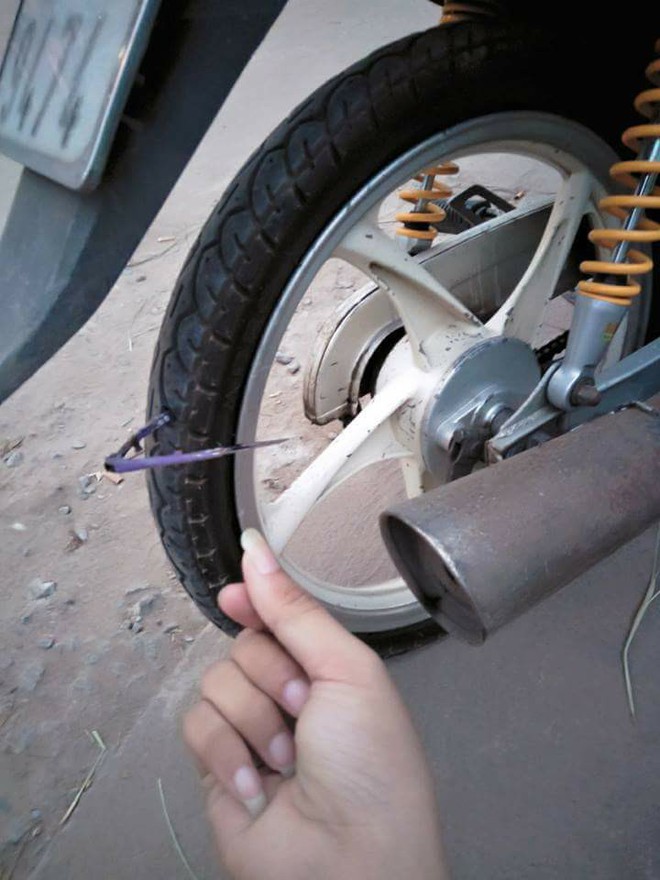 Xe hư hỏng bất chợt? Đừng lo lắng, hình ảnh này sẽ giúp bạn biết thêm về công dụng của những dụng cụ tiện ích để sửa chữa xe một cách nhanh chóng và hiệu quả.
