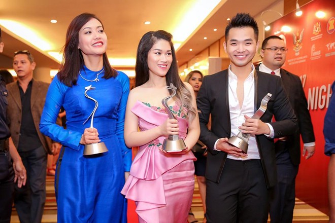Thế hệ nữ đạo diễn mới của Việt Nam: Sự nổi loạn của 5 đ&oacute;a hồng gai g&oacute;c v&agrave; xinh đẹp - Ảnh 3.