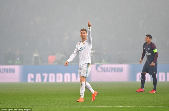 Ronaldo lại ghi bàn, chính thức đá bay nhà giàu PSG khỏi Champions League - Ảnh 9.