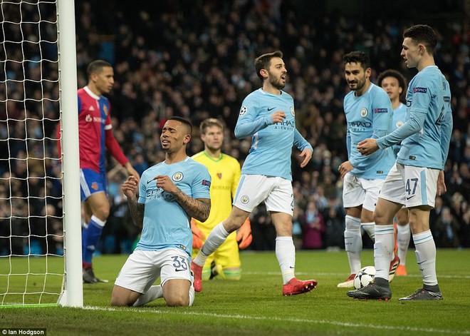 Thua trận với đội hình hai, Man City vẫn giành vé vào tứ kết Champions League - Ảnh 5.