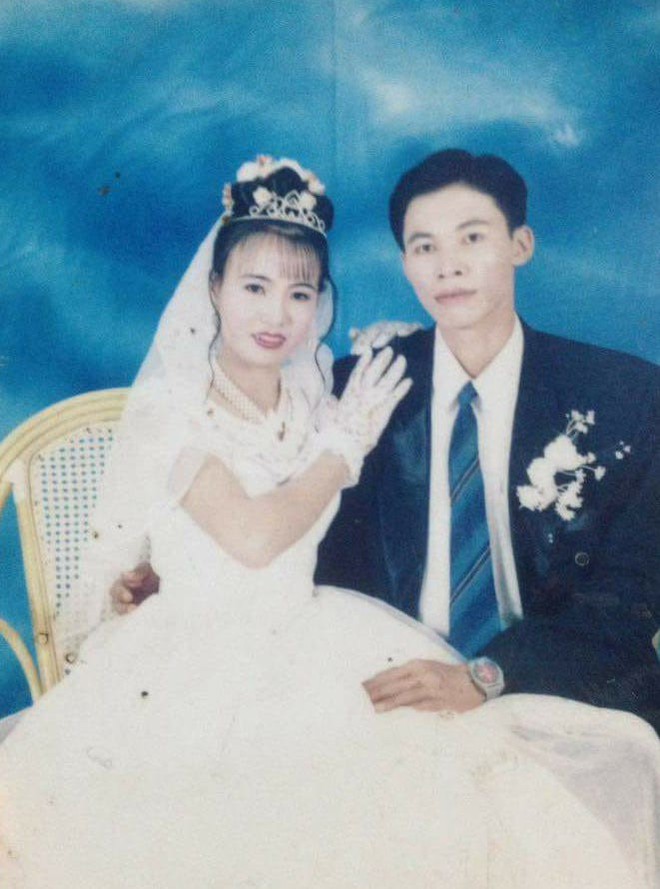 Ch&ugrave;m ảnh: Cư d&acirc;n mạng khoe ảnh cưới nhuốm m&agrave;u thời gian v&agrave; ho&agrave;i niệm của bố mẹ - Ảnh 7.