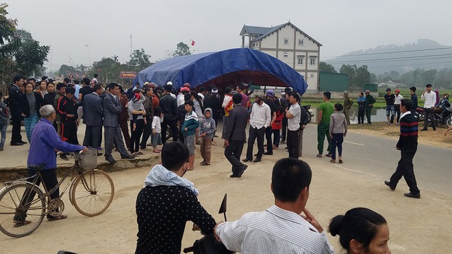 Thượng úy công an lái xe biển giả gây tai nạn: Không khởi tố vụ án vì lỗi thuộc về nạn nhân - Ảnh 1.