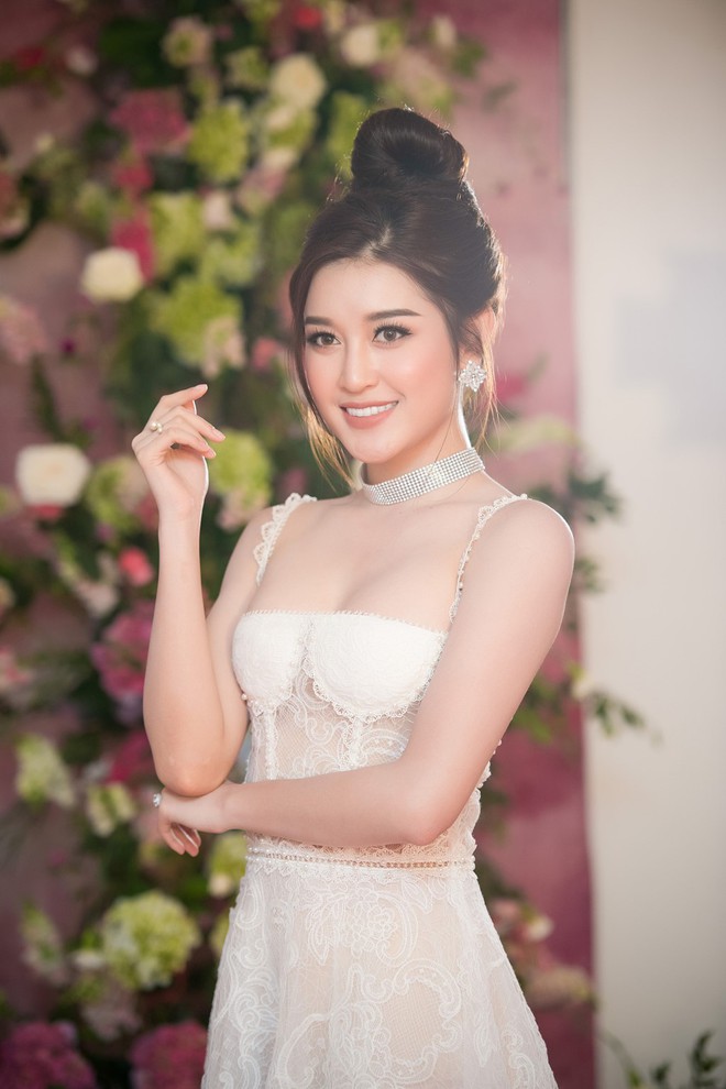 D&agrave;n Hoa hậu, &Aacute; hậu gửi lời ch&uacute;c v&agrave; đặt cược v&agrave;o chiến thắng của Hương Giang tại Hoa hậu Chuyển giới Quốc tế - Ảnh 3.