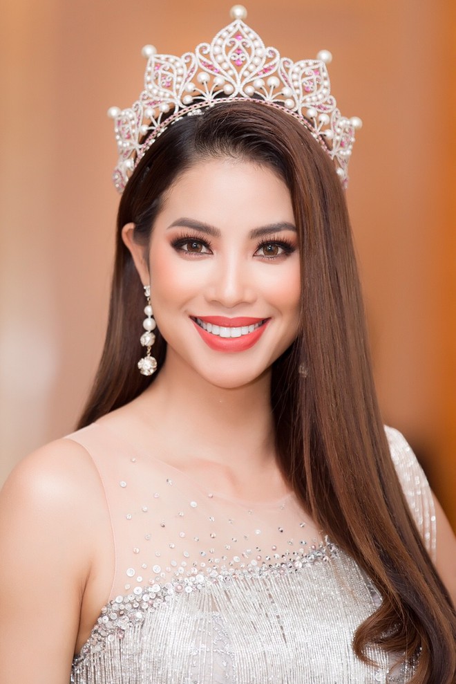 D&agrave;n Hoa hậu, &Aacute; hậu gửi lời ch&uacute;c v&agrave; đặt cược v&agrave;o chiến thắng của Hương Giang tại Hoa hậu Chuyển giới Quốc tế - Ảnh 1.