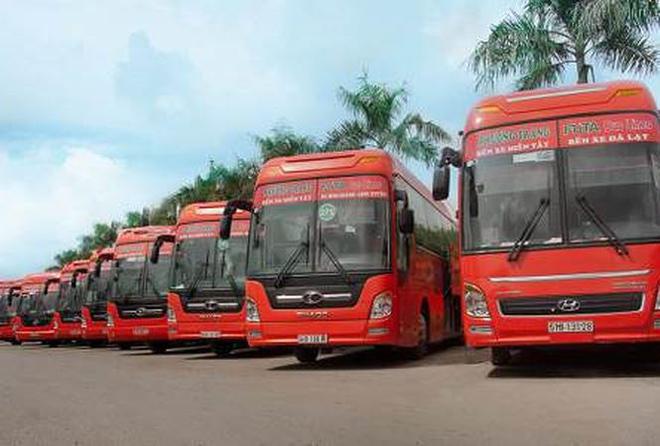 Uber r&uacute;t lui, Phương Trang r&oacute;t 100 triệu USD cho ứng dụng gọi xe - Ảnh 1.