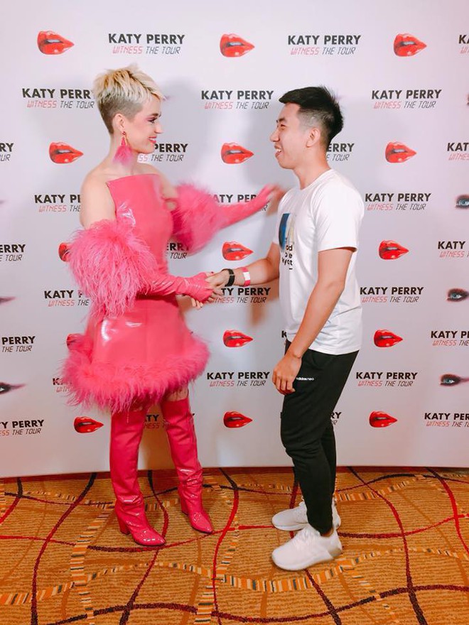 Katy Perry muốn đến Việt Nam biểu diễn sau khi gặp fan Việt trong show ở Sing - Ảnh 1.