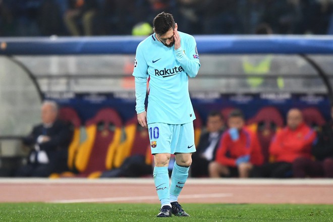 Ánh mắt bất lực, đáng thương của Messi khi Barca chia tay Champions League - Ảnh 3.