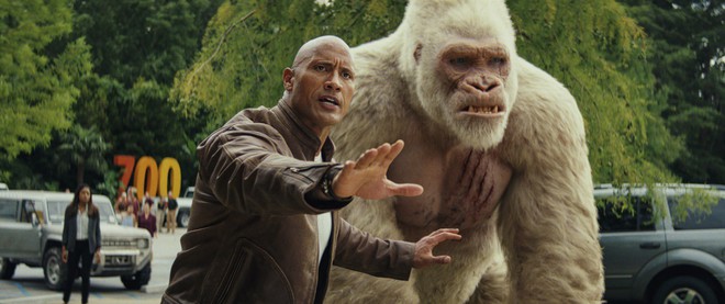 Watch The Rock compete with the beast in the meat and sticky rice blockbuster "Rampage" - Photo 5.