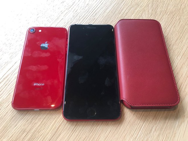 iPhone 8/8 Plus (PRODUCT)RED đẹp hút mắt, nhưng vẫn có nhược điểm mãi không sửa được - Ảnh 3.