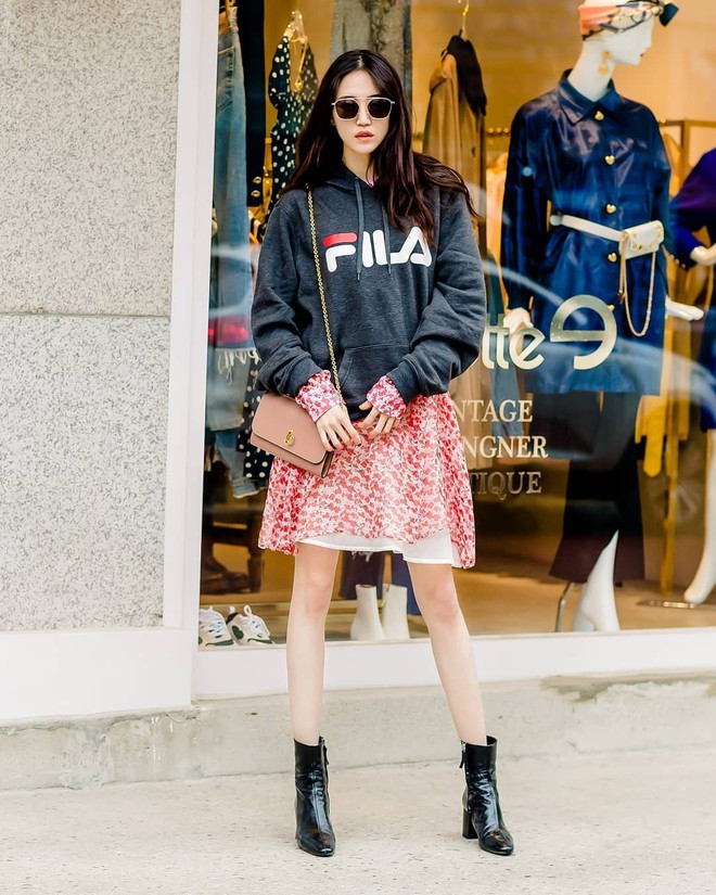 Street style của con gái Hàn tuần qua: chẳng cầu kỳ mà đẹp phát mê, ai xem xong cũng dễ crush - Ảnh 2.