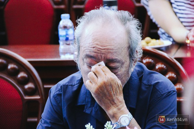 Cuộc tương ph&ugrave;ng x&uacute;c động giữa cư d&acirc;n Carina v&agrave; l&iacute;nh cứu hoả: &ldquo;Anh cứu cả gia đ&igrave;nh nhưng l&uacute;c ấy t&ocirc;i chỉ kịp hỏi t&ecirc;n - Ảnh 1.