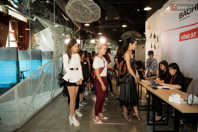 Lộ diện những nhan sắc ấn tượng tại buổi casting show hẹn h&ograve; The Bachelor miền Nam! - Ảnh 2.
