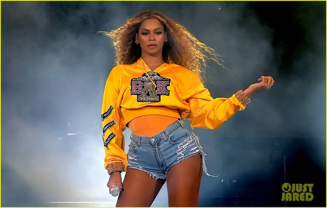 Siêu sân khấu của Beyoncé tại Coachella 2018: Destinys Child tái hợp, Jay-Z bất ngờ đổ bộ - Ảnh 1.