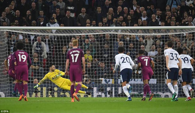 Man City đánh bại Tottenham, chạm tay vào ngôi vô địch - Ảnh 10.