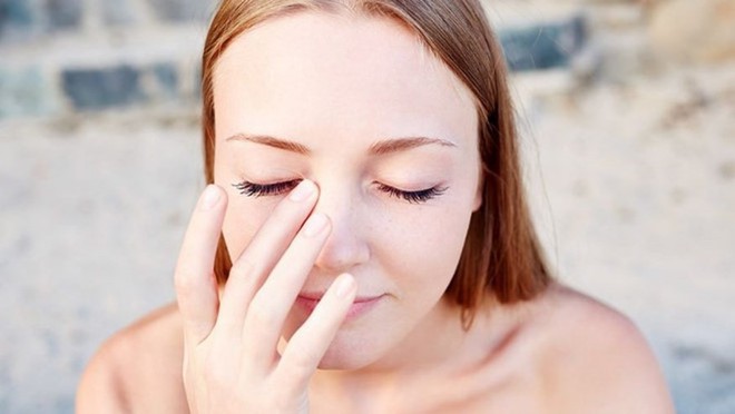 5 thói quen không ngờ lại chính là nguyên nhân gây tổn hại đôi mắt của bạn - Ảnh 3.