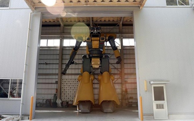 Kỹ sư người Nhật biến giấc mơ robot khổng lồ thành hiện thực - Ảnh 15.