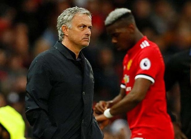 Dậy s&oacute;ng Old Trafford, Pogba kiếm đường rời Man United - Ảnh 1.