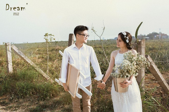 D&acirc;n t&igrave;nh ph&aacute;t sốt với bộ ảnh cưới trong trẻo &ldquo;Vẽ giấc mơ t&igrave;nh y&ecirc;u&rdquo; tr&ecirc;n c&aacute;nh đồng dứa Ninh B&igrave;nh - Ảnh 4.