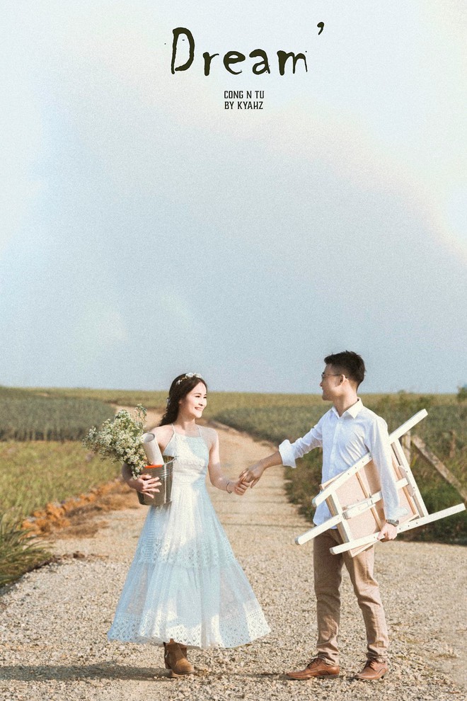 D&acirc;n t&igrave;nh ph&aacute;t sốt với bộ ảnh cưới trong trẻo &ldquo;Vẽ giấc mơ t&igrave;nh y&ecirc;u&rdquo; tr&ecirc;n c&aacute;nh đồng dứa Ninh B&igrave;nh - Ảnh 5.