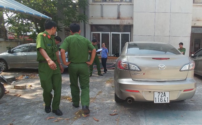 T&igrave;m được t&agrave;i xế k&eacute;o l&ecirc; người hơn 2km, thi thể biến dạng - Ảnh 1.