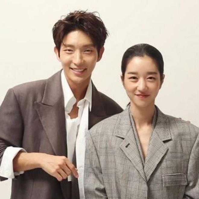 Loạt ảnh chứng minh Lee Jun Ki v&agrave; mĩ nh&acirc;n Hwarang l&agrave; cặp đ&ocirc;i phim H&agrave;n ngầu nhất hiện nay - Ảnh 5.