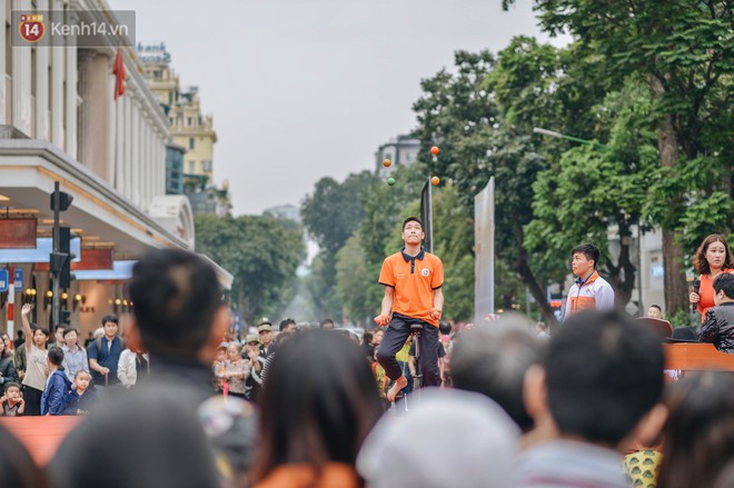 Một người cha Hà Nội viết nên cổ tích cho con trai tự kỷ thoát án chung thân, trở thành kỷ lục gia xiếc nhí Việt Nam - Ảnh 15.