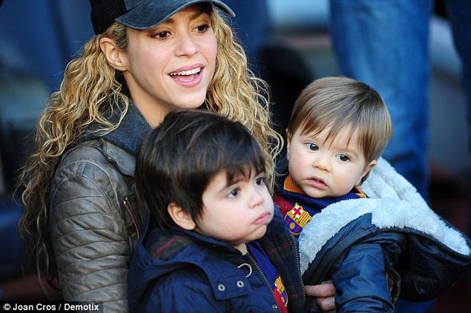 What is the secret to helping Shakira reduce her waist by 10cm after giving birth to her second baby boy?  - PH๏τo 2.