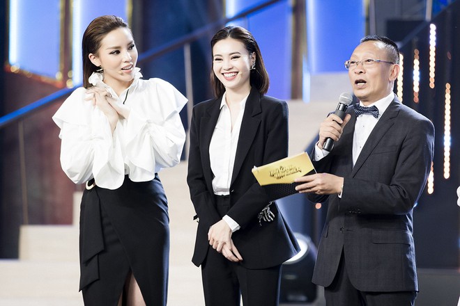 Sau khi n&acirc;ng cấp v&ograve;ng 1, đ&acirc;y l&agrave; lần đầu Kỳ Duy&ecirc;n khoe v&oacute;c d&aacute;ng gợi cảm tr&ecirc;n s&oacute;ng truyền h&igrave;nh - Ảnh 8.