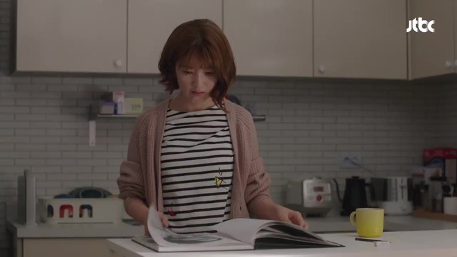 Chị Đẹp tập 8: Chị gái Jung Hae In biến sắc khi nhìn thấy thứ này trong phòng anh - Ảnh 2.