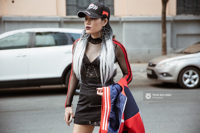 Street style VIFW ngày 3: Không chỉ tận dụng tối đa áo khoác, tín đồ Sài Gòn còn mặc đồ ngủ, quấn khăn ra đường - Ảnh 5.