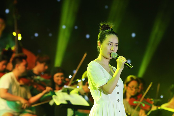 Hà Anh Tuấn tái ngộ Phương Linh, cùng dàn nghệ sĩ tổng duyệt cho đêm nhạc tại phố đi bộ Nguyễn Huệ - Ảnh 3.