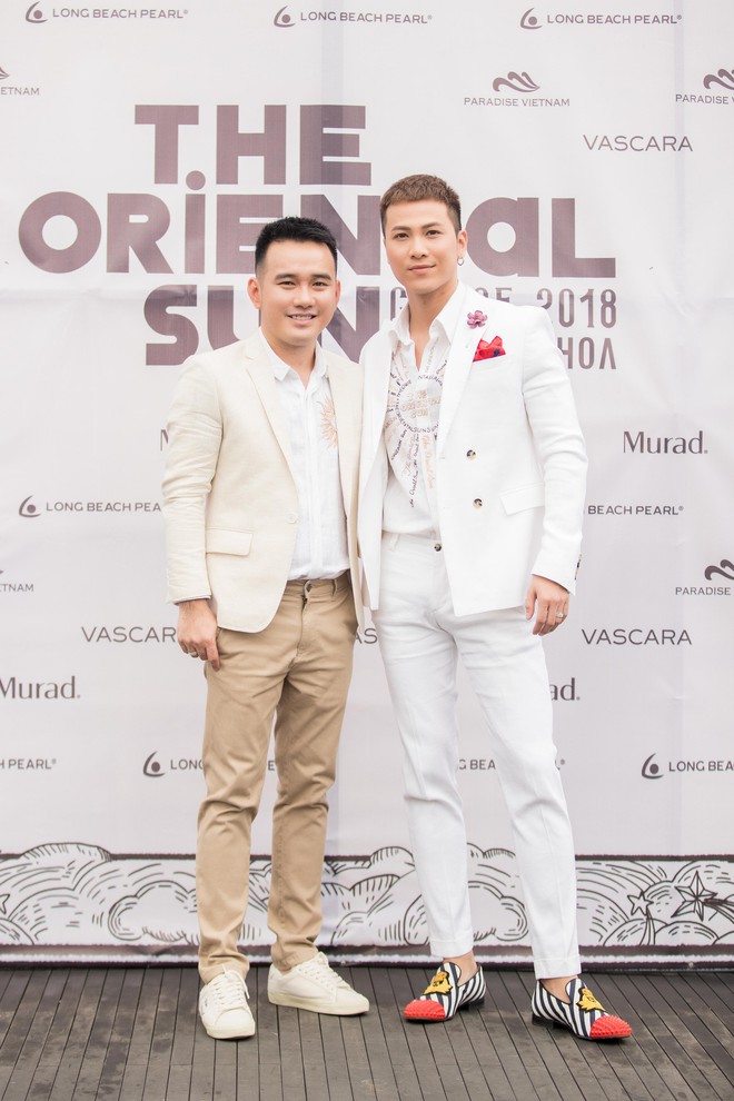 Nh&atilde; Phương, Đ&ocirc;ng Nhi, Phạm Hương c&ugrave;ng d&agrave;n sao khoe sắc tại show diễn giữa Vịnh Hạ Long của NTK L&ecirc; Thanh H&ograve;a - Ảnh 7.