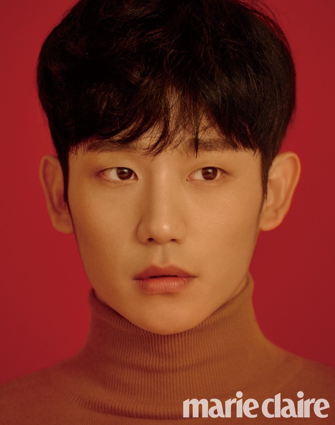 Jung Hae In đúng là ca dậy thì quá thành công, nhìn loạt ảnh tốt nghiệp thời còn đeo kính, để ria này mà xem - Ảnh 3.