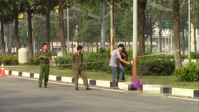 Xe máy tông trụ điện rồi văng xa hơn 20m, nam thanh niên 25 tuổi tử vong tại chỗ - Ảnh 1.