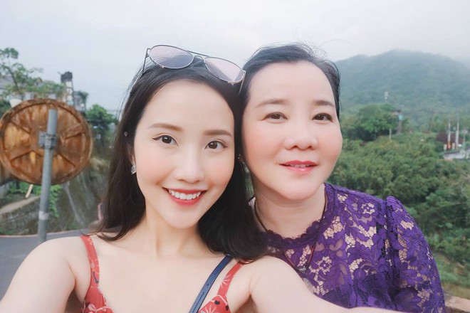 Nh&igrave;n lại ảnh ng&agrave;y xưa của bạn g&aacute;i Phan Th&agrave;nh, ai cũng phải c&ocirc;ng nhận dậy th&igrave; th&agrave;nh c&ocirc;ng l&agrave; đ&acirc;y chứ đ&acirc;u - Ảnh 2.