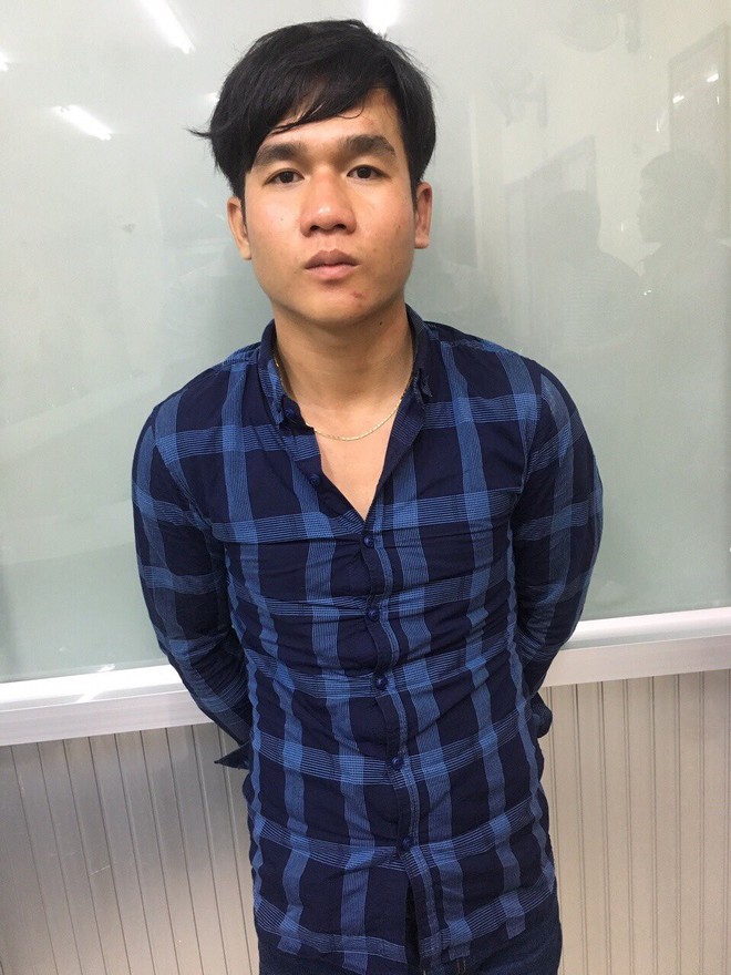 T&ecirc;n cướp giật, k&eacute;o l&ecirc; c&ocirc; g&aacute;i tr&ecirc;n phố S&agrave;i G&ograve;n đ&atilde; bị bắt - Ảnh 2.