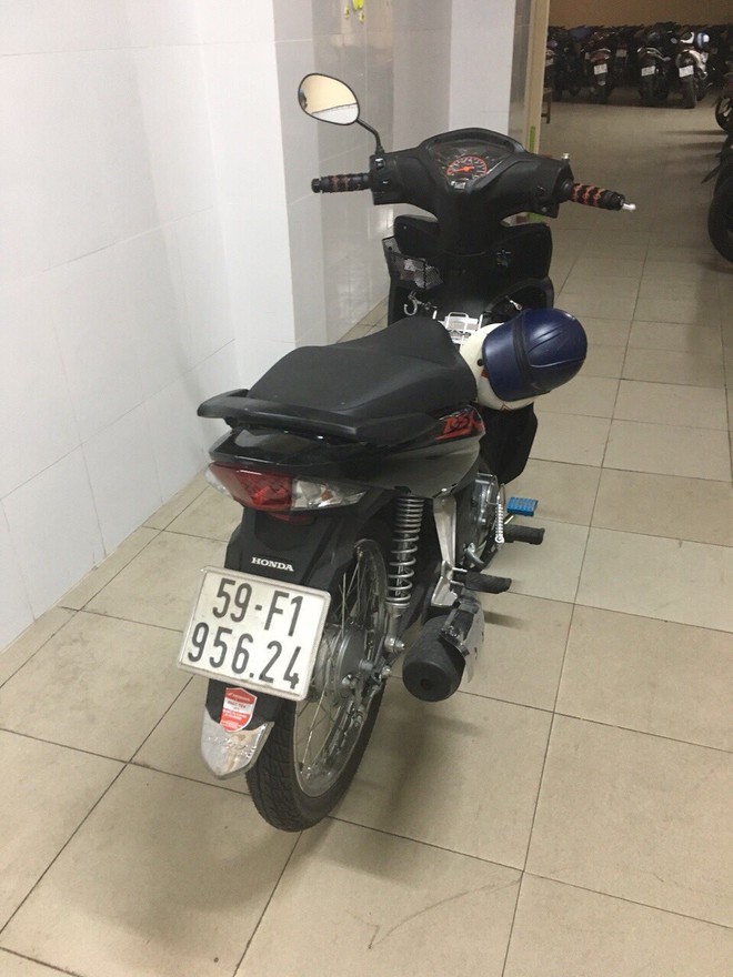 T&ecirc;n cướp giật, k&eacute;o l&ecirc; c&ocirc; g&aacute;i tr&ecirc;n phố S&agrave;i G&ograve;n đ&atilde; bị bắt - Ảnh 3.