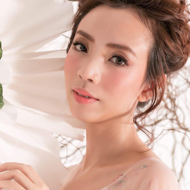 Đường đua h&igrave;nh thể của d&agrave;n sao nữ l&agrave;ng h&agrave;i Việt: Kh&ocirc;ng khoe th&igrave; th&ocirc;i, đ&atilde; khoe th&igrave; g&acirc;y bất ngờ bởi v&oacute;c d&aacute;ng đầy quyến rũ! - Ảnh 16.